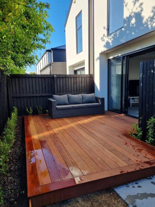Central Home With Internal Garage - Close To Cbd! Christchurch Esterno foto