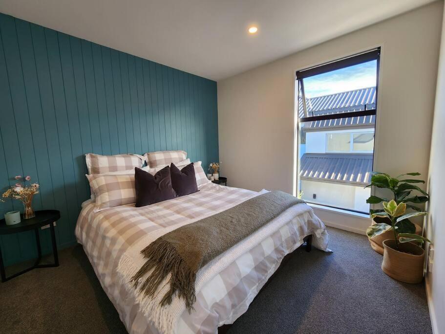 Central Home With Internal Garage - Close To Cbd! Christchurch Esterno foto